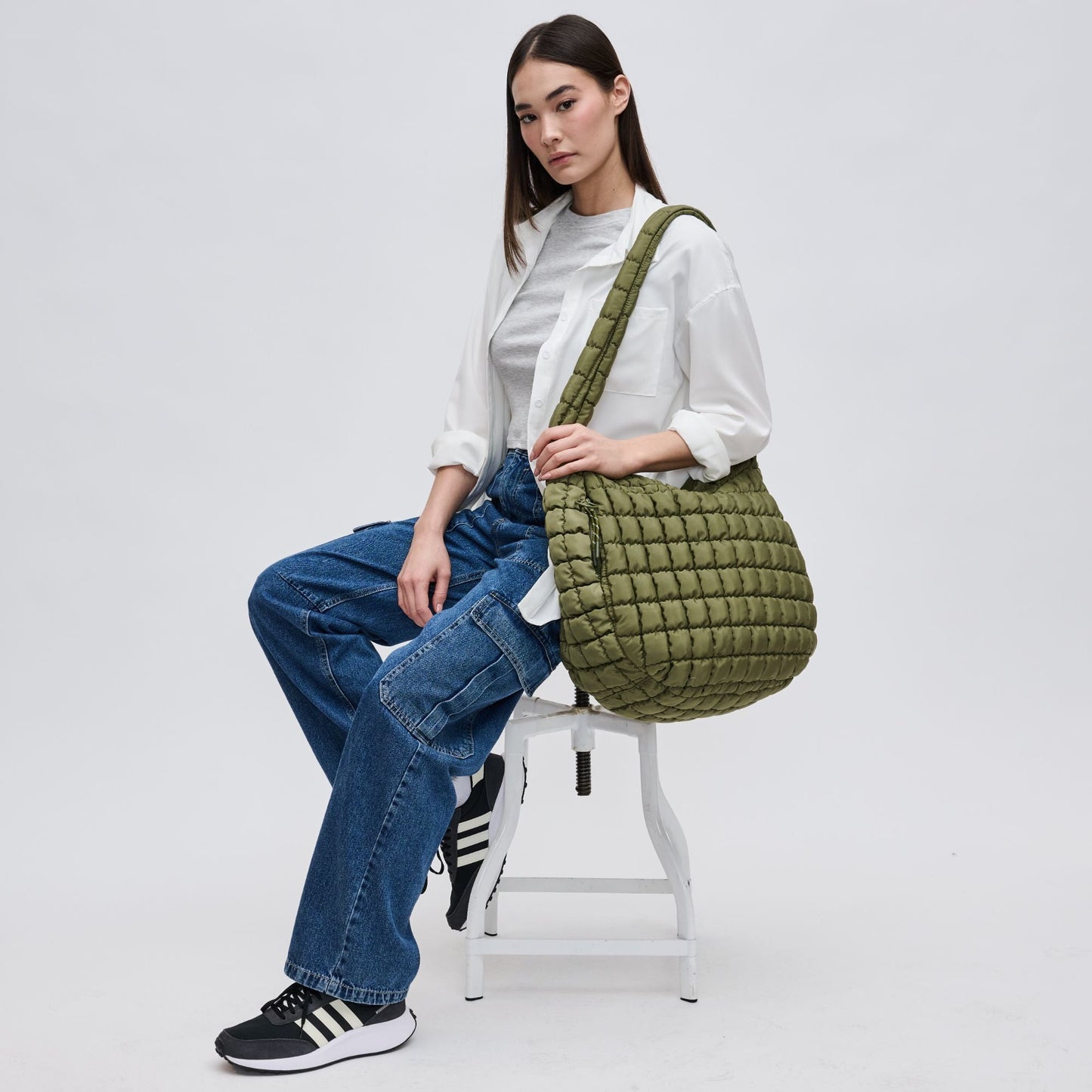 Revive Puffy Bag Olive