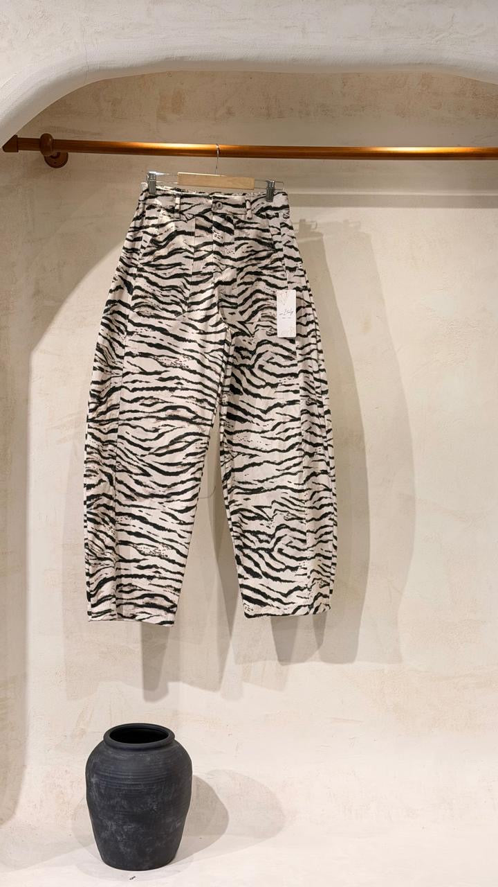 Zebra Barrel Pant