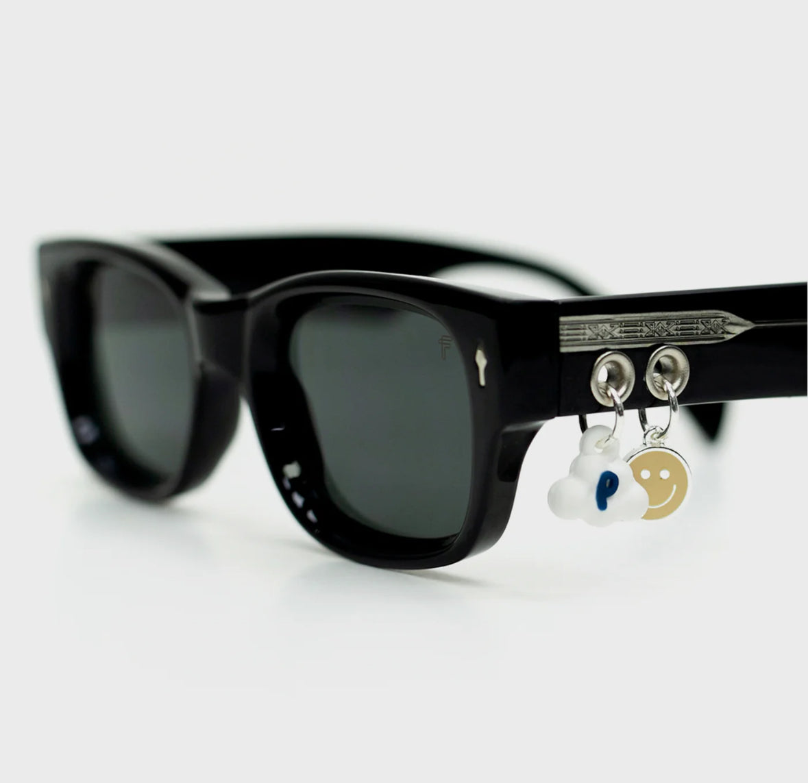 Parchita x Fento Sunglasses- Black