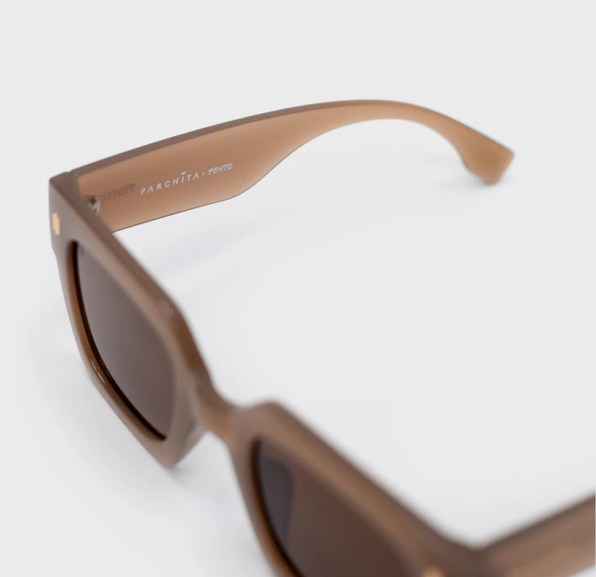 Parchita x Fento Sunglasses- Cosmos Nude