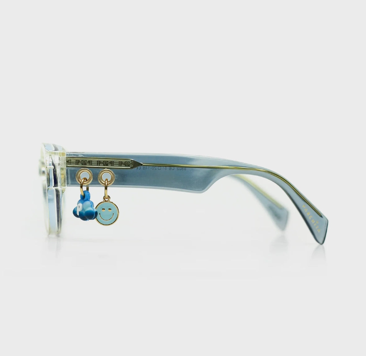 Parchita x Fento Sunglasses- Cielo Sky Blue