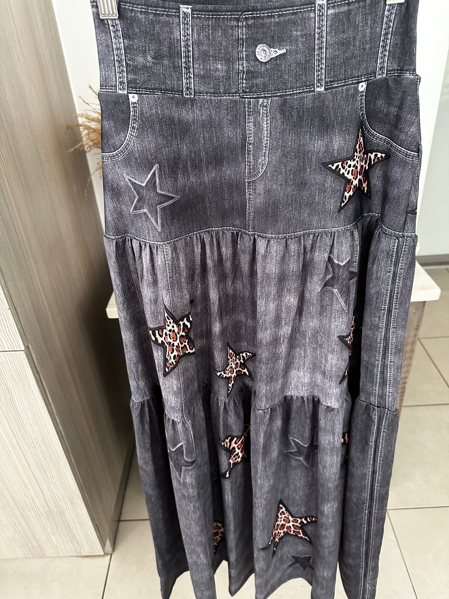 Leopard Stars Maxi Skirt