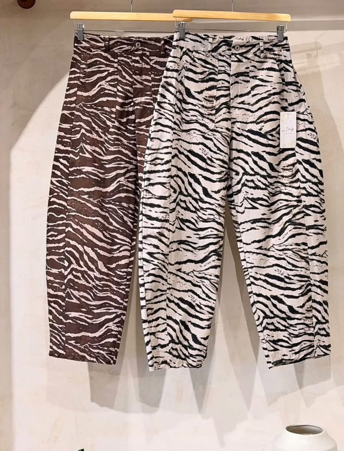 Zebra Barrel Pant